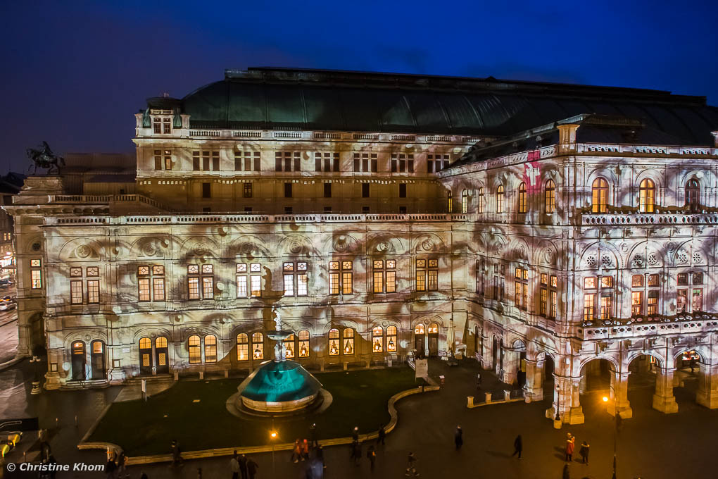 Lichtinstallation Gerry Hofstetter Staatsoper Wien