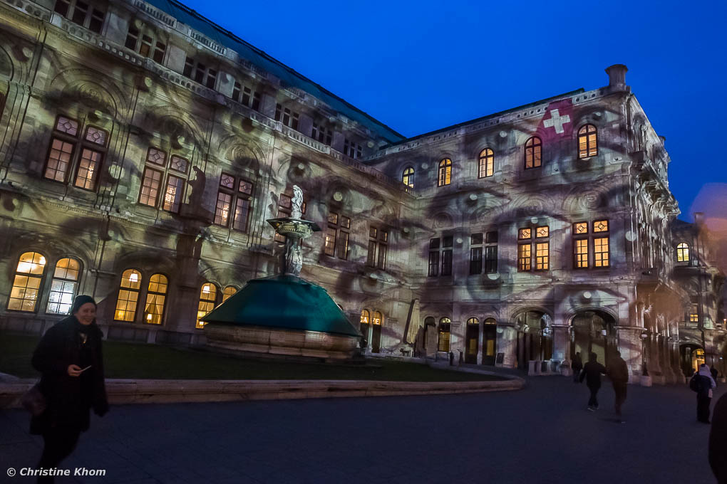 Lichtinstallation Gerry Hofstetter Staatsoper Wien