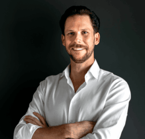 Dr. Philipp Weber, Facharzt für Dermatologie in Wien, Spezialist für Radiesse